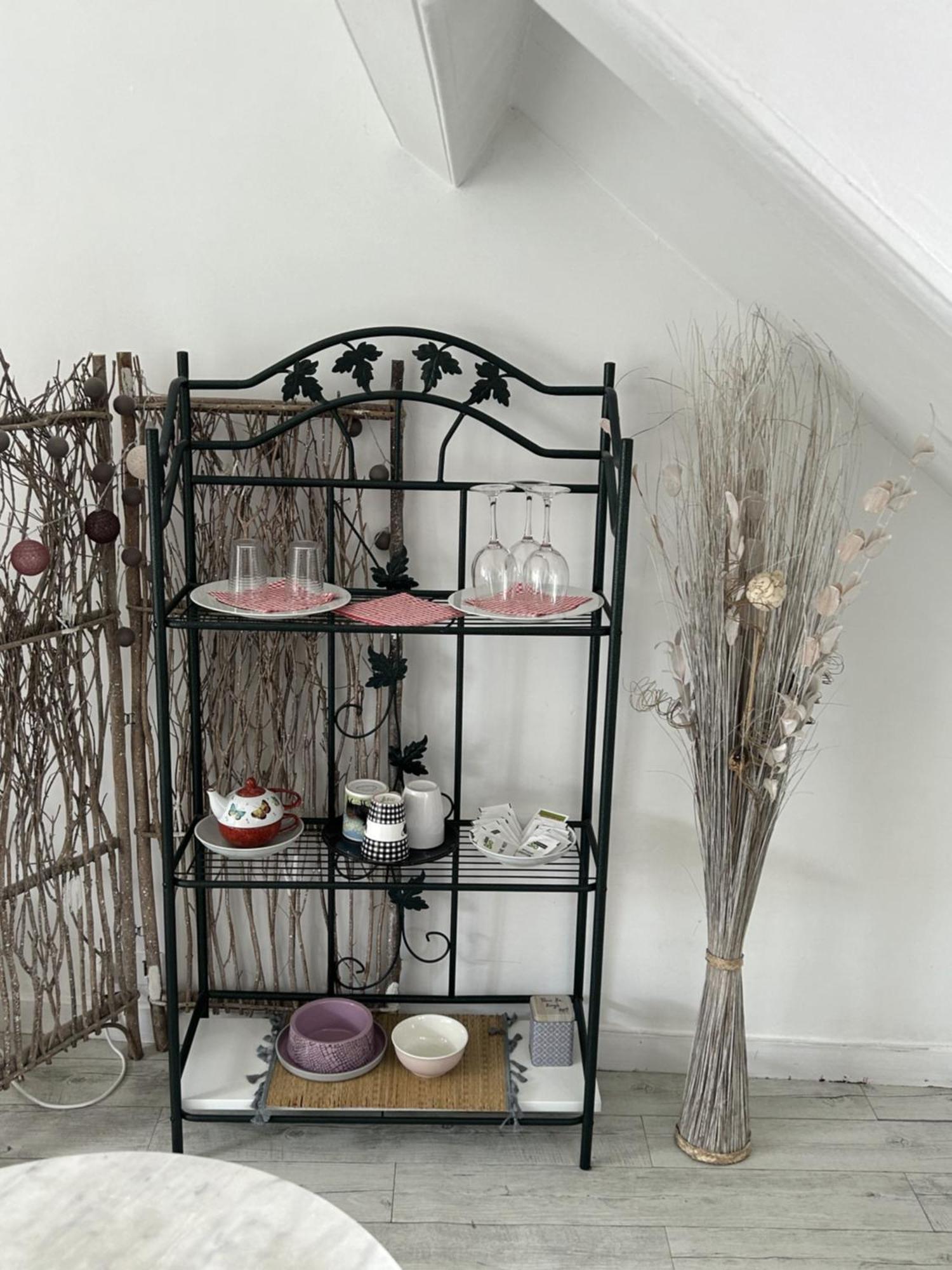 Le Cocon Rouge - Studio En Plein Centre Historique Lamballe Ngoại thất bức ảnh